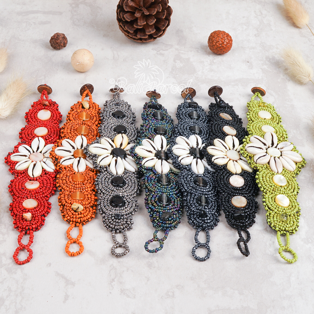 Beaded Bracelet With Cowrie Shell.