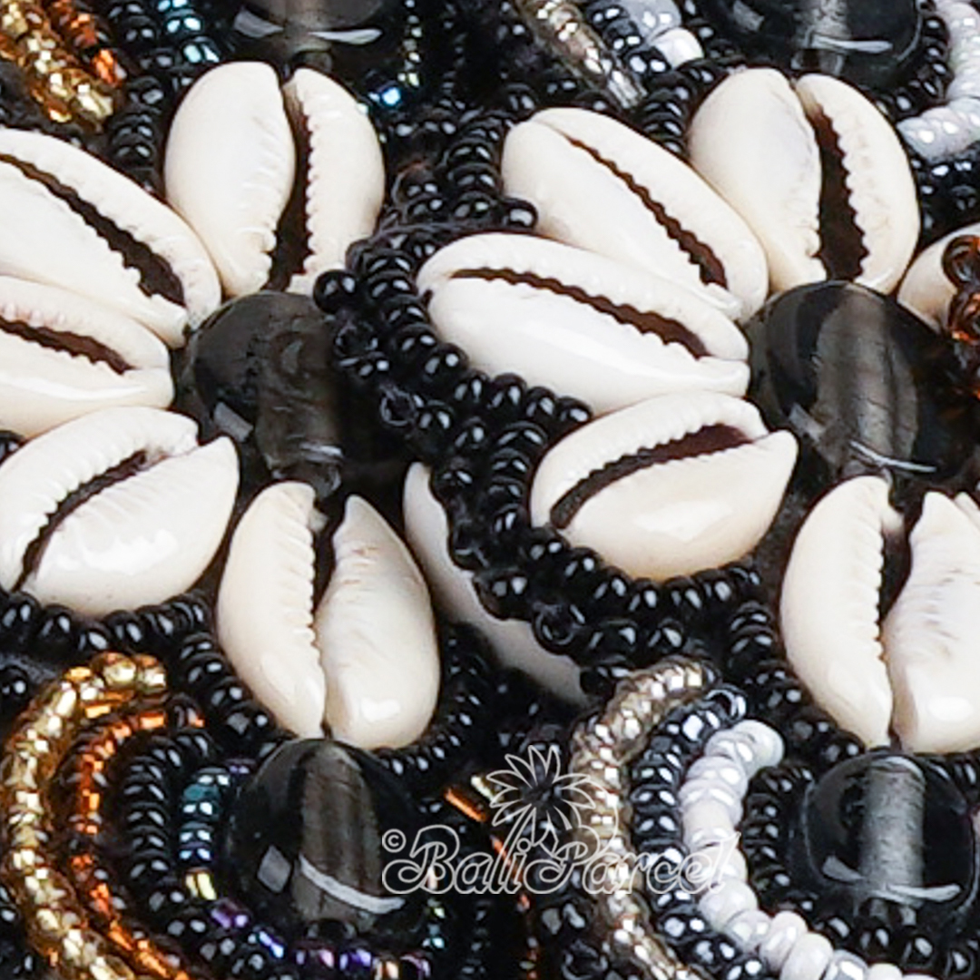 Beaded Bracelet With Cowrie Shell.