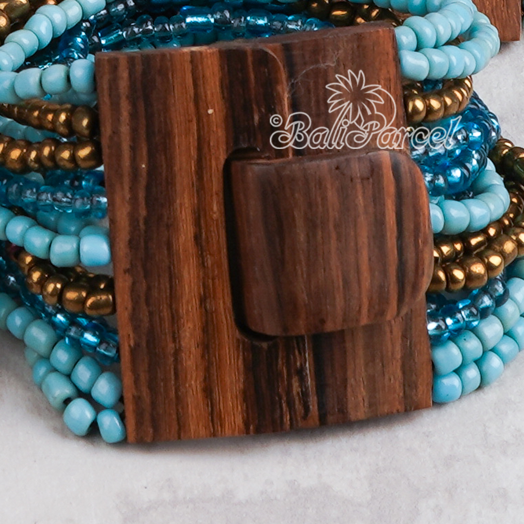 Beaded Bracelet With Wood Clasp