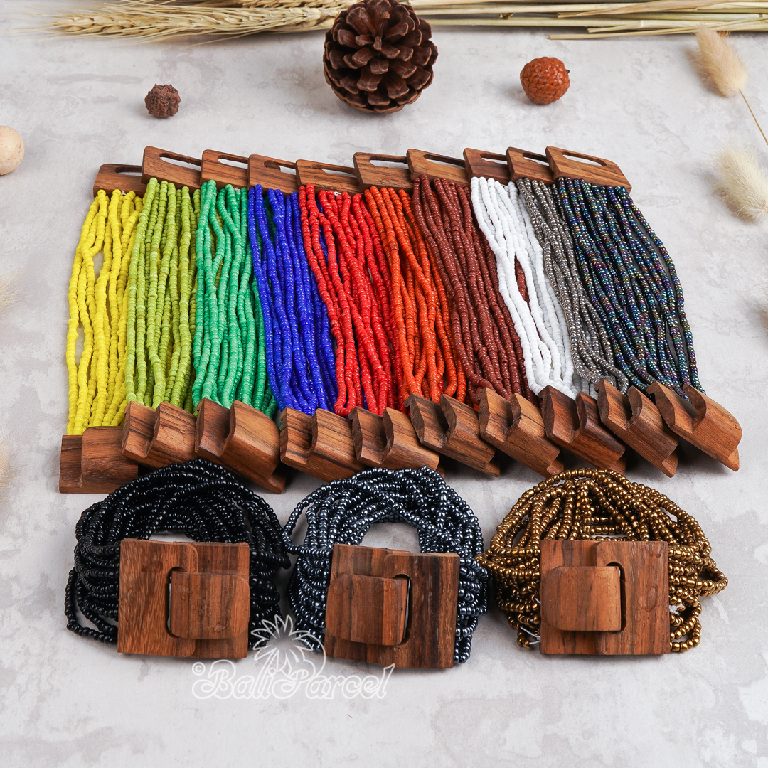 Beaded Bracelet With Wood Clasp