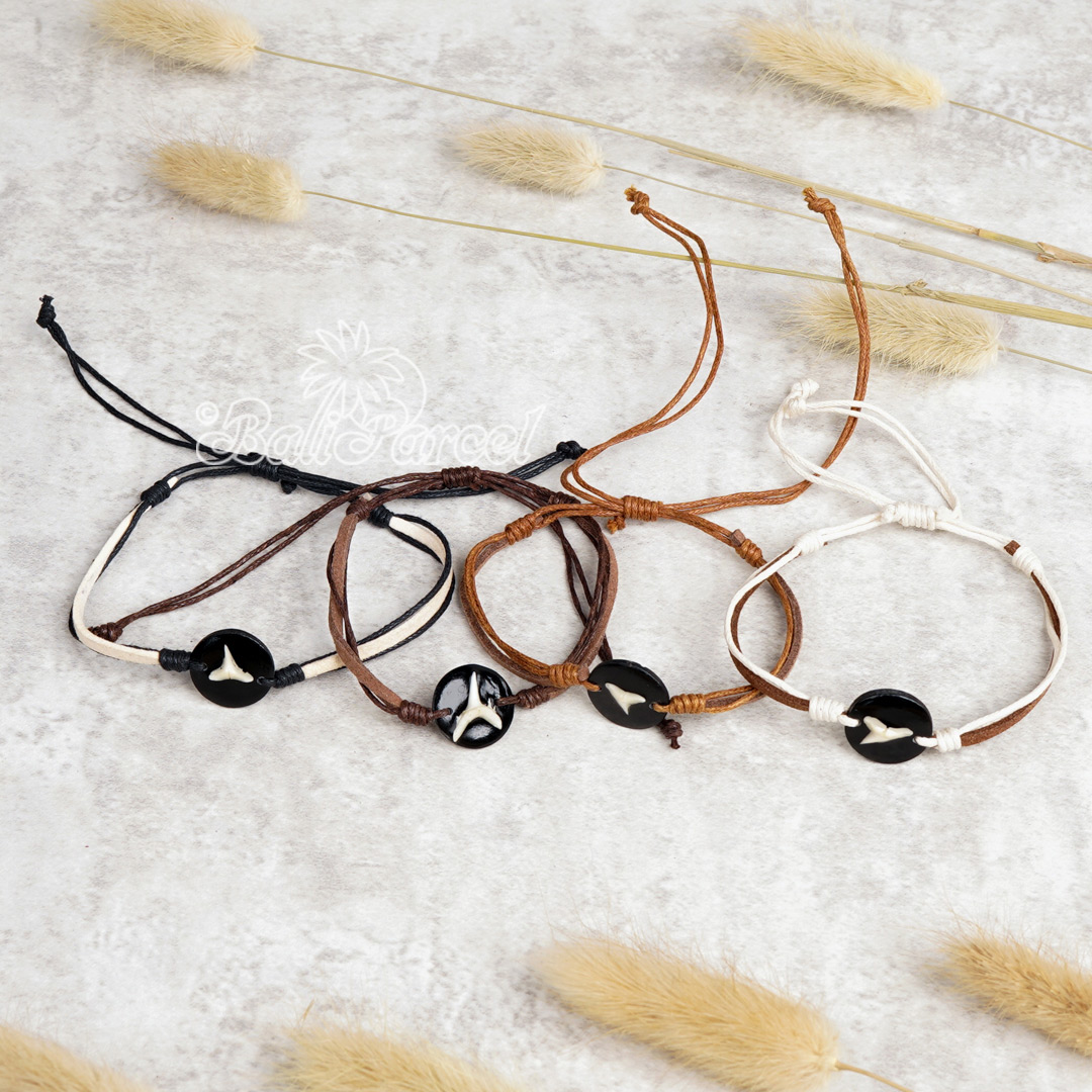 Bracelet Leather With Teeth Resin