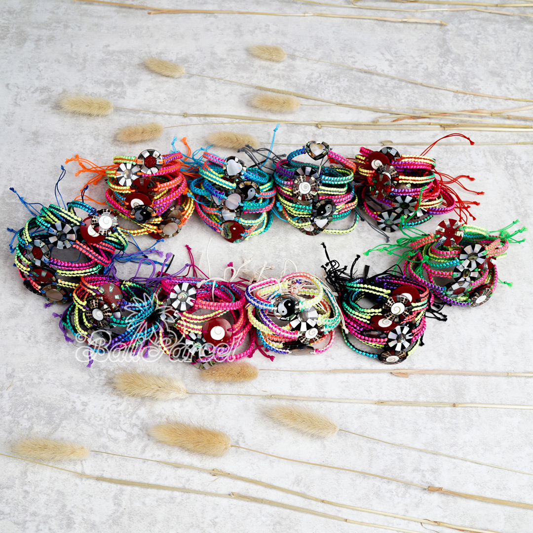 Bracelet Cotton Cord With Mixed Shell