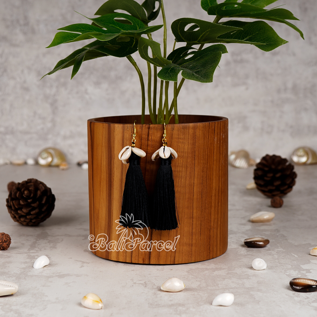 Cowrie Shell Tassel Earring