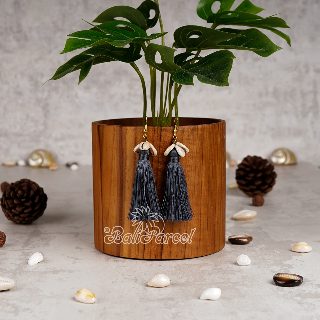 Cowrie Shell Tassel Earring