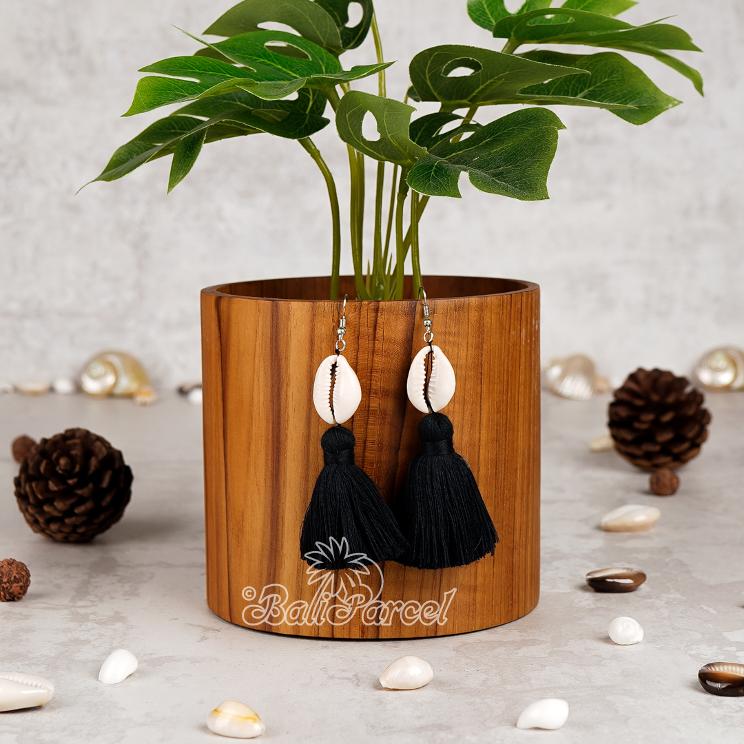 Cowrie Shell Tassel Earring