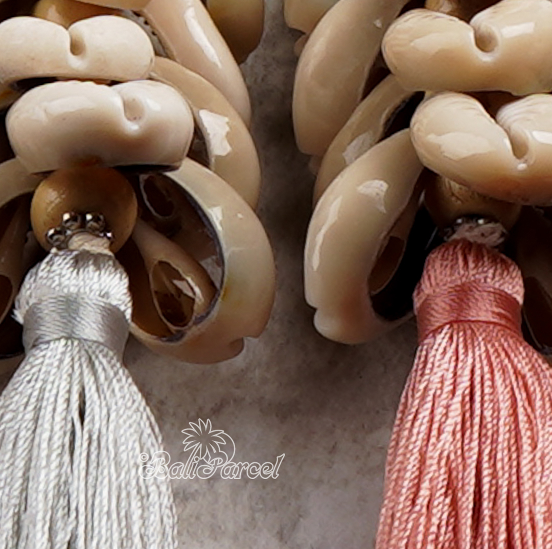 Cowrie Shell Tassel Keychain