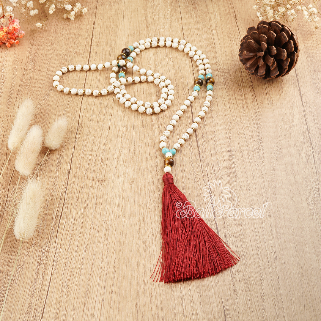 Cream Stone Necklace