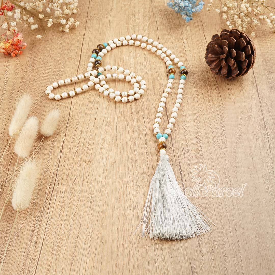 Cream Stone Necklace
