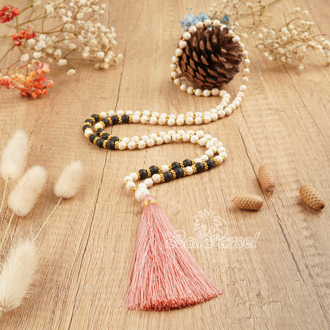 Cream Stone Necklace