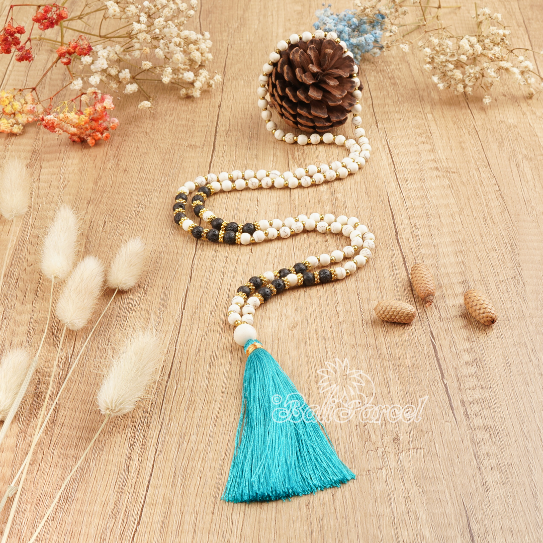 Cream Stone Necklace