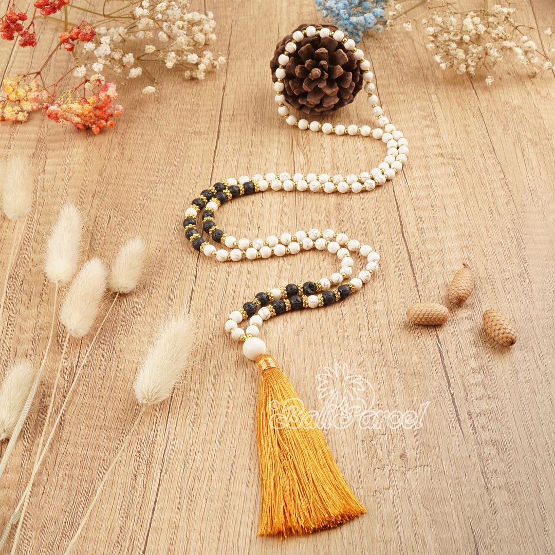 Cream Stone Necklace
