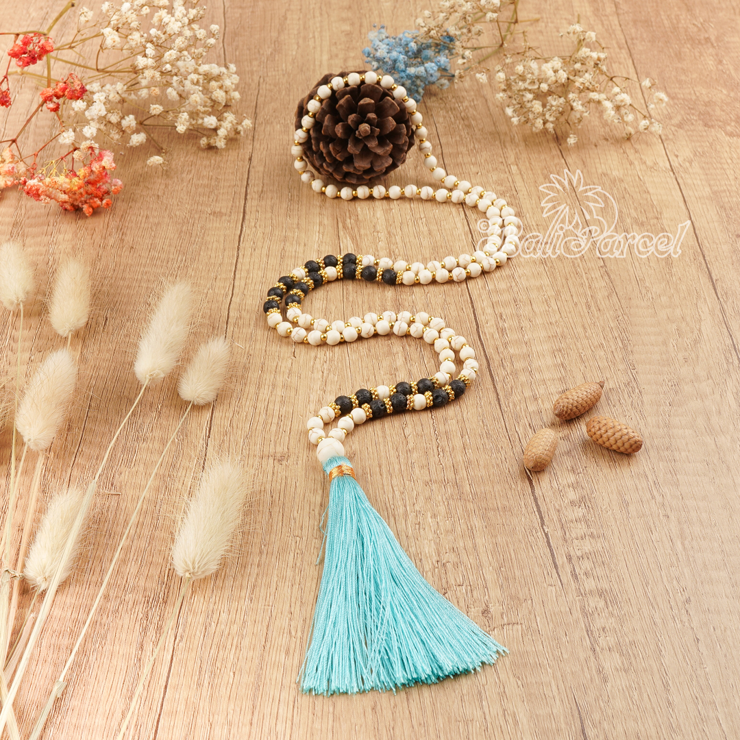 Cream Stone Necklace