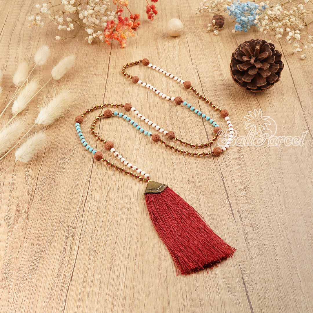 Cream And Turquoise Stone Necklace
