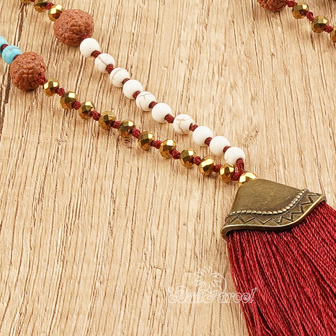 Cream And Turquoise Stone Necklace