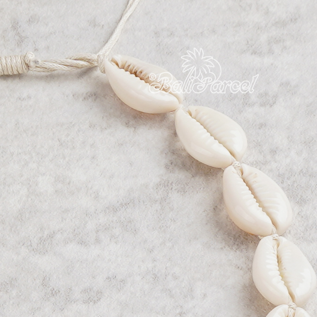 Cowrie Shell Choker Necklace