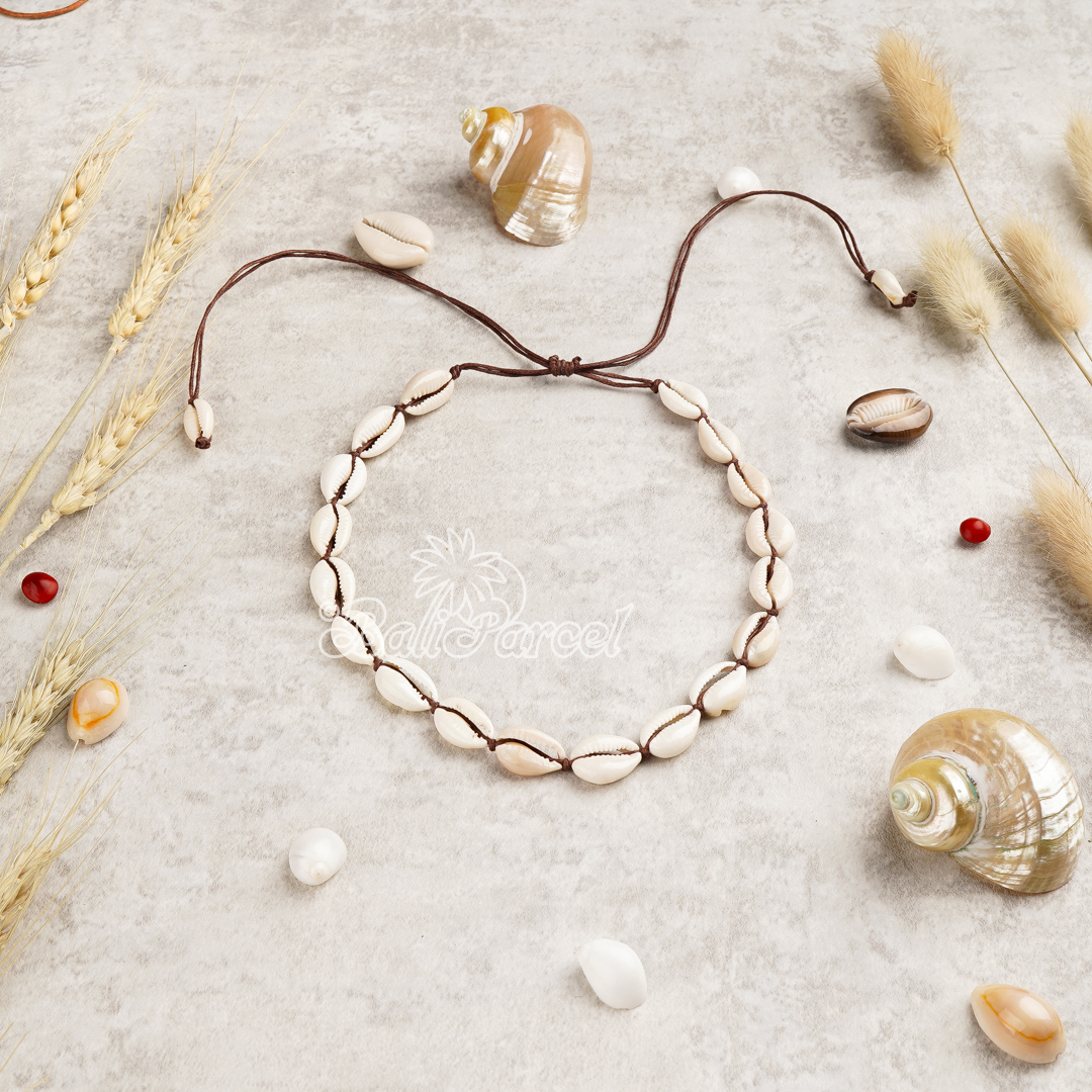 Cowrie Shell Choker Necklace
