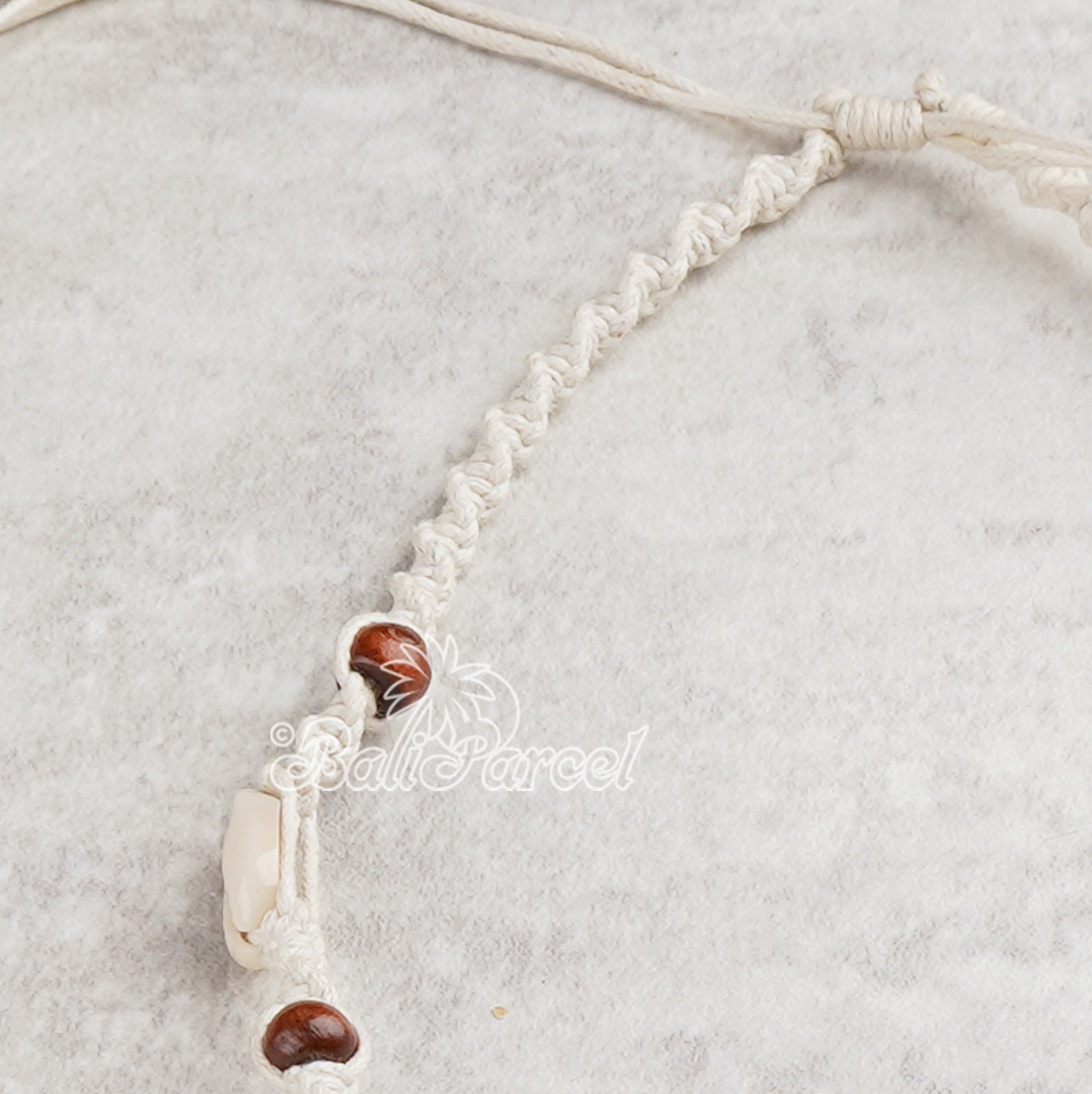 Cowrie Shell Choker Necklace