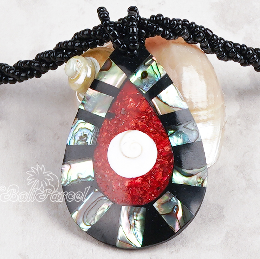 Pendant Necklace Inlaid Shell