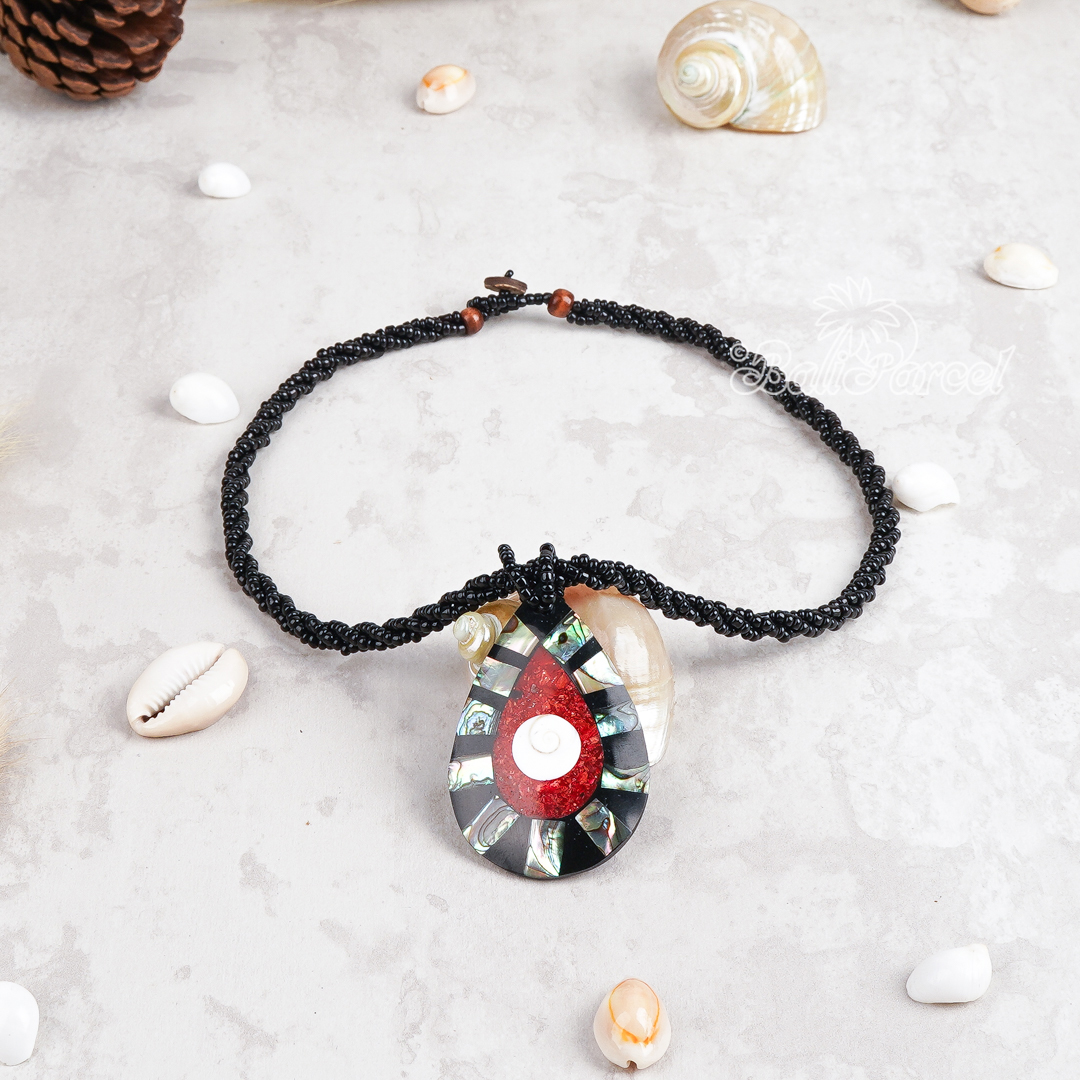 Pendant Necklace Inlaid Shell