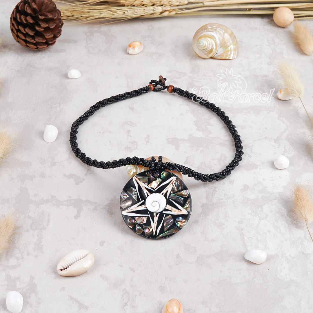 Pendant Necklace Inlaid Shell