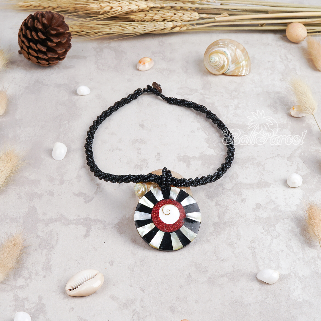 Pendant Necklace Inlaid Shell