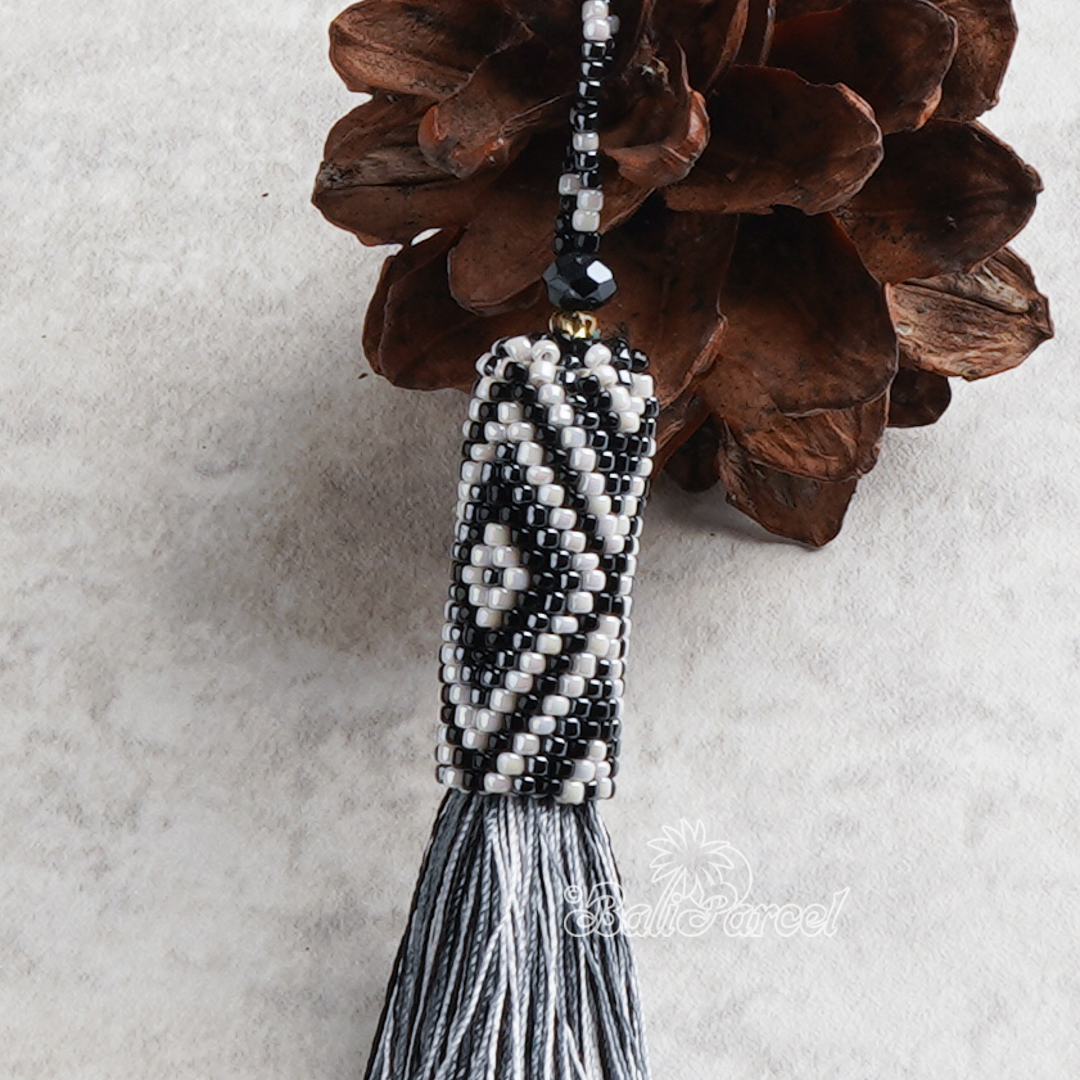 Japanese Beads With Tassel Necklace